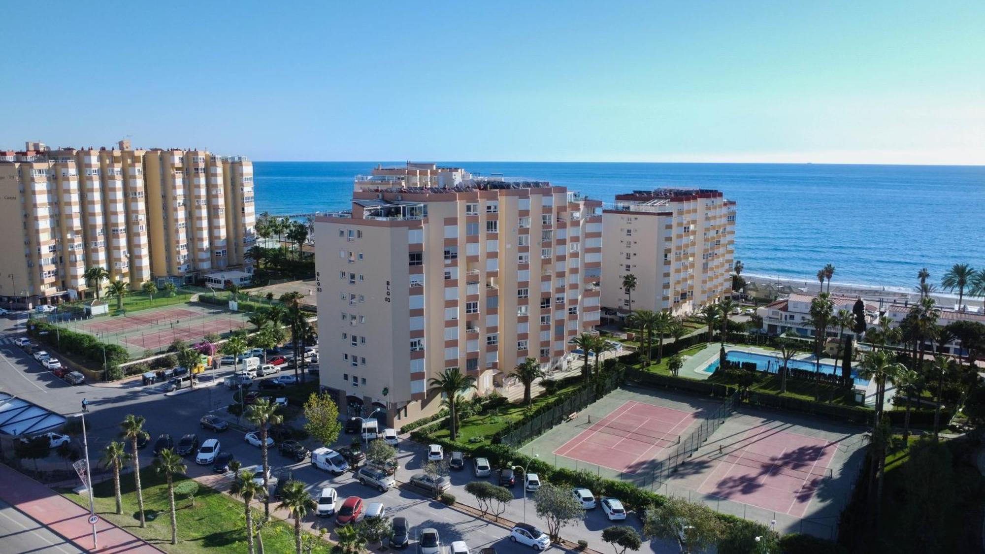 Modern Apartment With A Wonderful Sea View Torrox Exterior photo